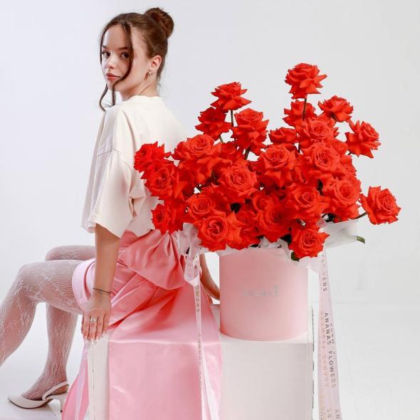 Композиция Миллион алых роз (в 2-х размерах)