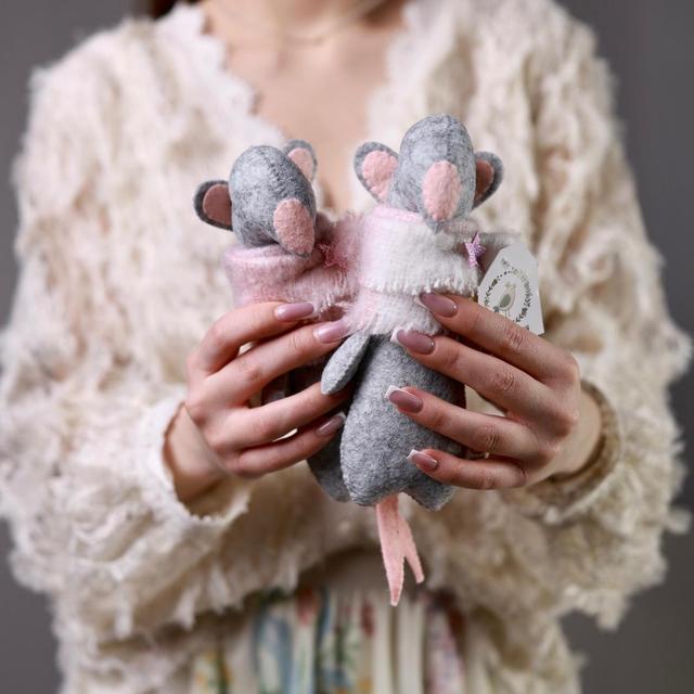 Игрушка «Лучшие подружки» (цена за 1 шт) Игрушка «Лучшие подружки» (цена за 1 шт)