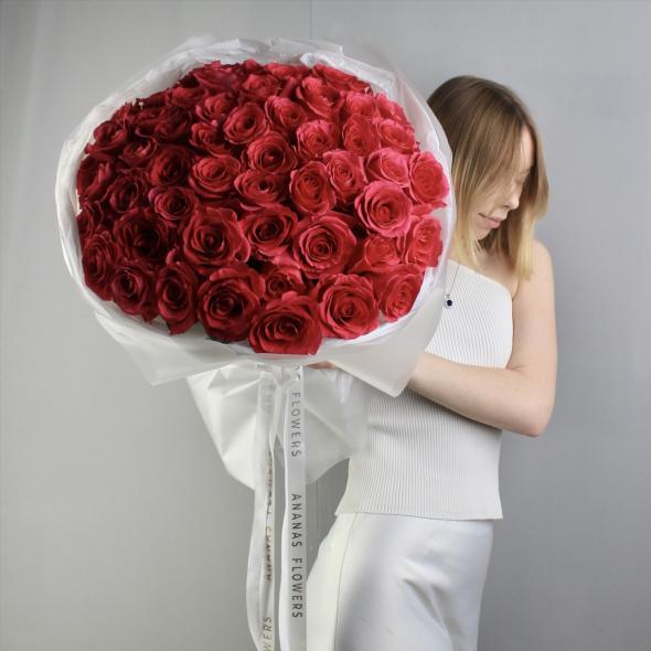 Букет из малиновых роз (в линейке 4 размера)