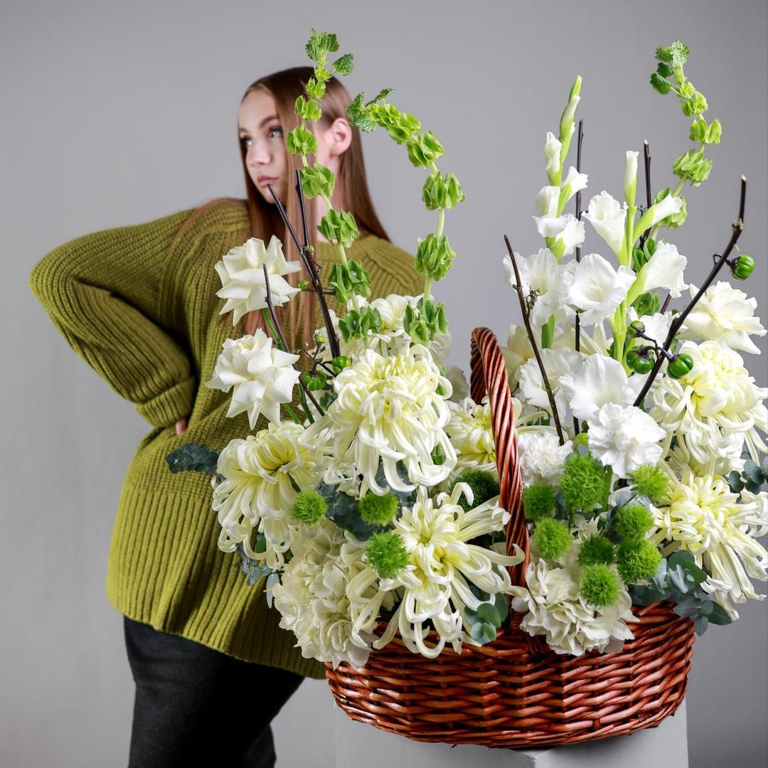 Корзина цветов Зеленое яблоко