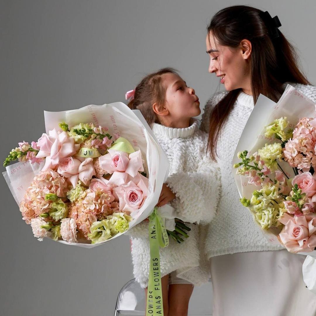 Букет Неповторимый шарм (в двух размерах)