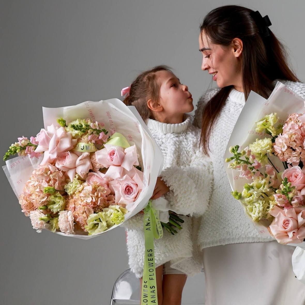 Букет Неповторимый шарм (в двух размерах)