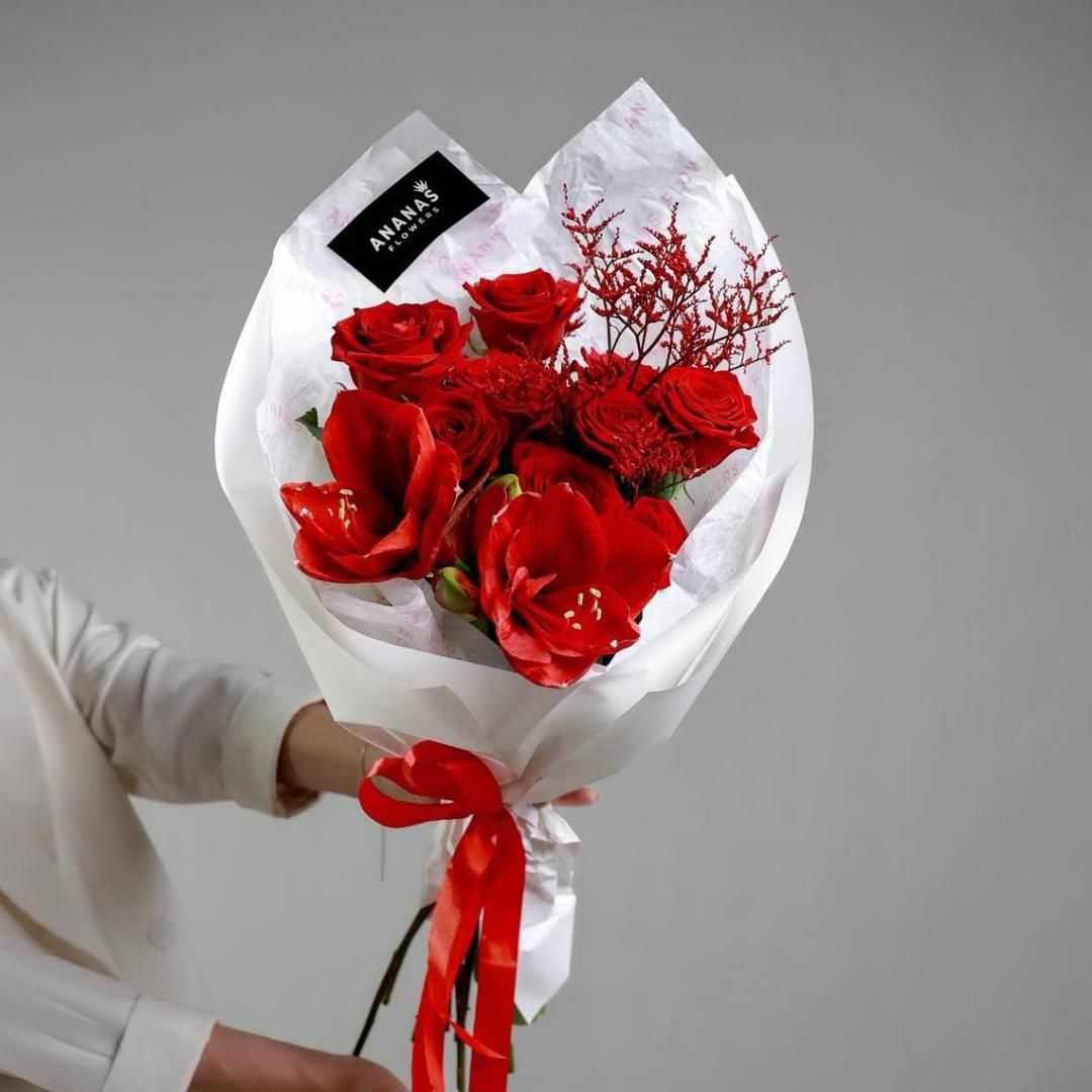 Букет Красный бархат (в двух размерах)