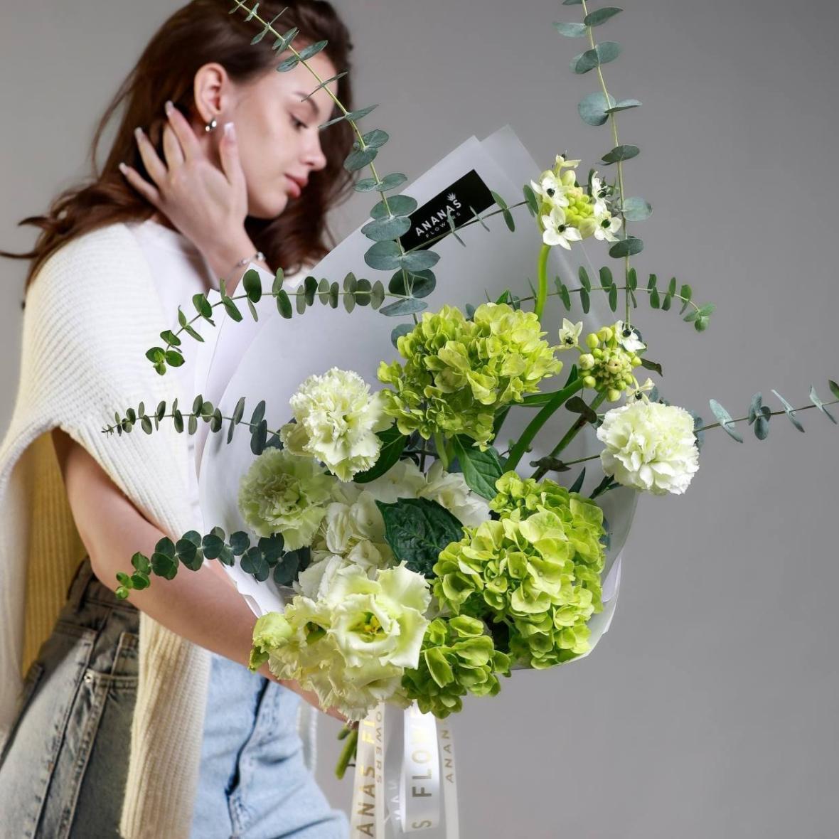 Букет Изумрудный город (в двух размерах)