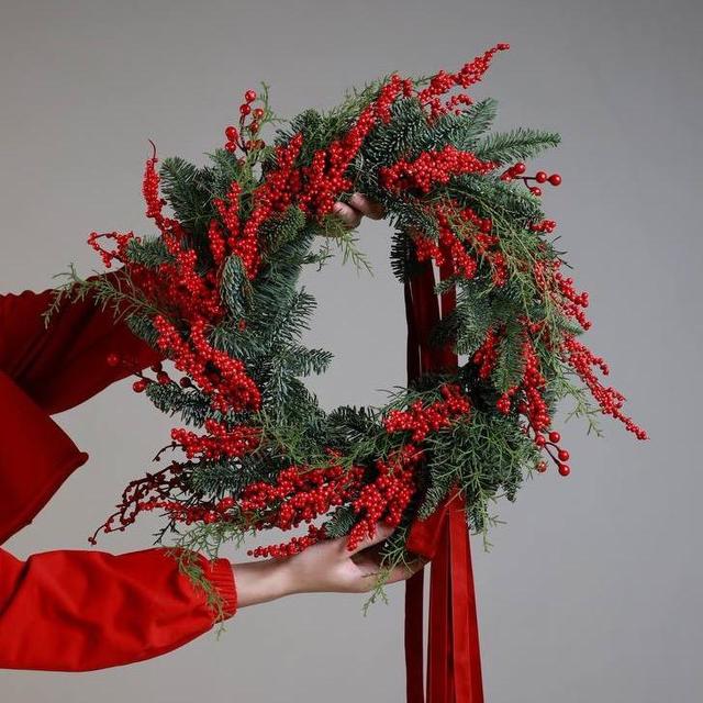 Венок готовый №24