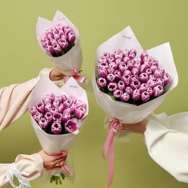 Букет из нежно-фиолетовых тюльпанов (в трех размерах) Букет из нежно-фиолетовых тюльпанов (в трех размерах)