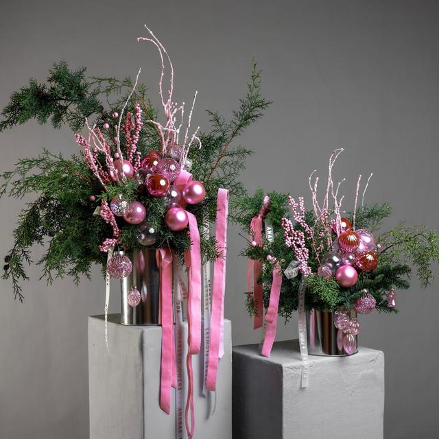 Новогодняя композиция в банке Pink (в двух размерах) Новогодняя композиция в банке Pink (в двух размерах)